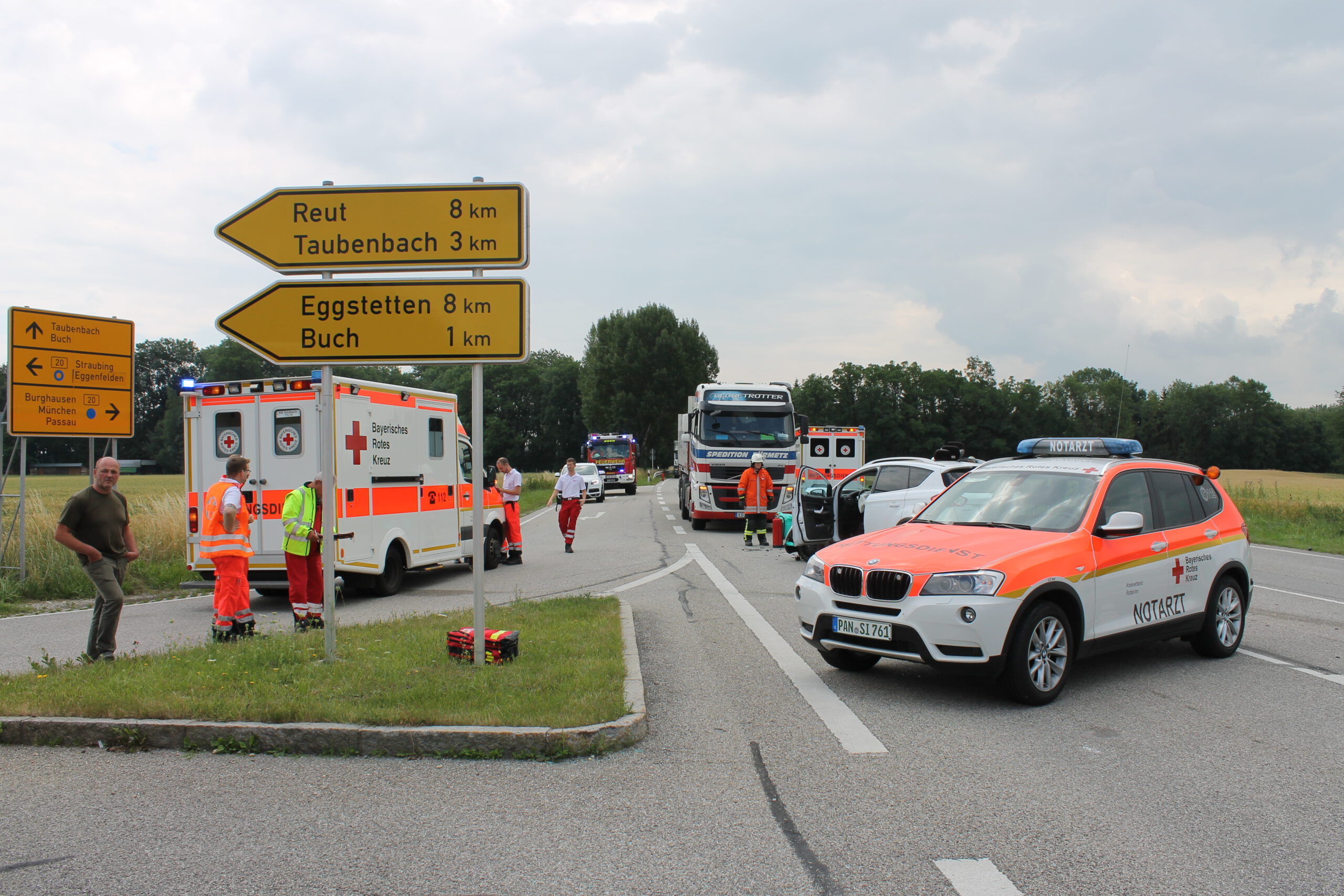 Read more about the article Verkehrsunfall im Kreuzungsbereich